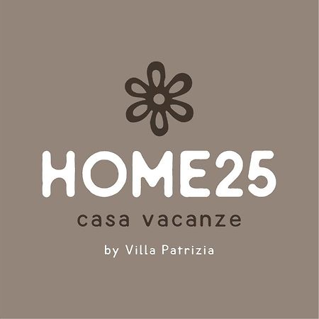 Home25 By Villa Patrizia Mottola Bagian luar foto