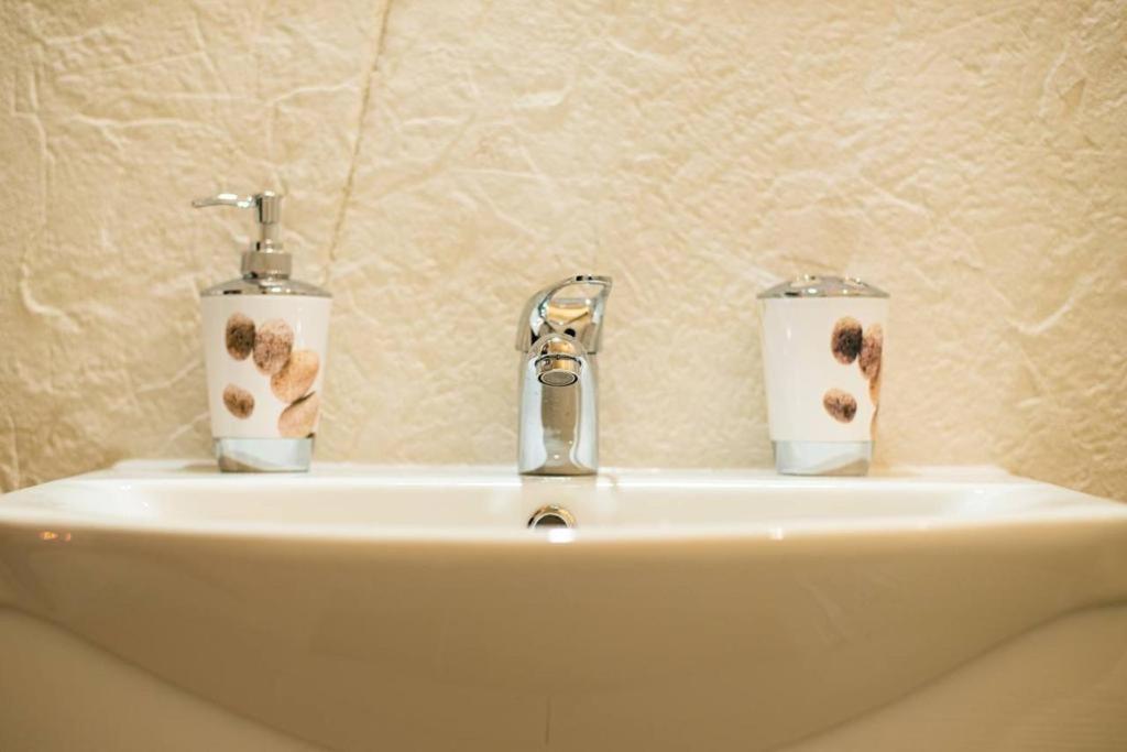 Home25 By Villa Patrizia Mottola Bagian luar foto