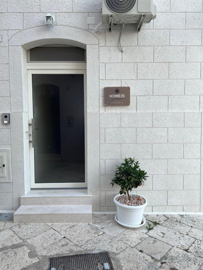 Home25 By Villa Patrizia Mottola Bagian luar foto