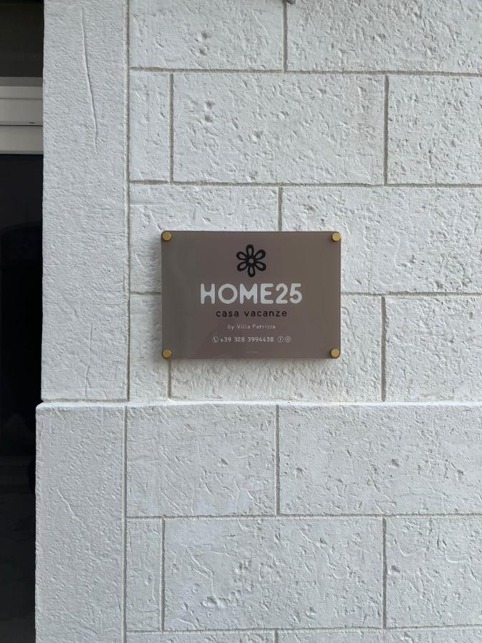Home25 By Villa Patrizia Mottola Bagian luar foto